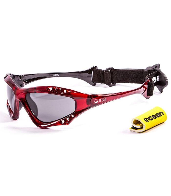 Gafas de sol Ocean Australia Shiny Red / Smoke, montura roja de policarbonato ligero y patillas antideslizantes.