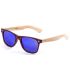 Gafas de sol Ocean Beach Wood Brown Blue con montura efecto madera, patillas de bambú y lentes azules polarizadas.