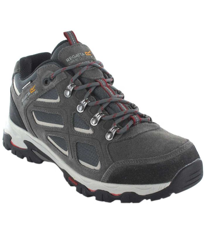 Zapatillas trekking Regatta Tebay Low Gris, calzado de senderismo impermeable y resistente para hombre.