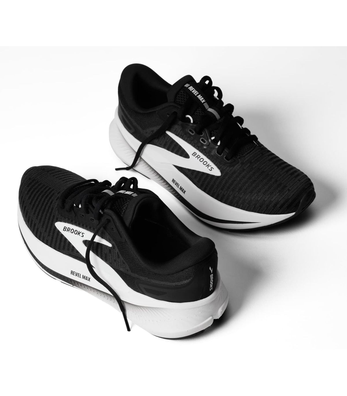 Brooks Revel Max Mujer | Efecto Degradado y Construcción Texturizada
