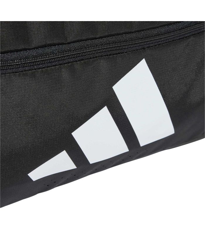 Adidas Bolsa Training Defender S | Formato compacto y división para calzado