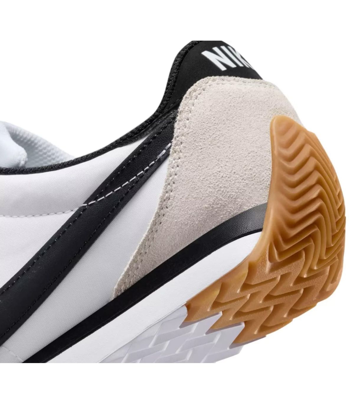 Nike Pacific | Refuerzos de ante crudo y tracción dentada