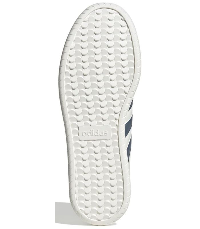 Adidas Barreda 18 | Estructura plana y remates tono índigo