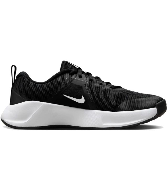 Nike MC Trainer 3 | Estabilidad base plana y refuerzo lateral