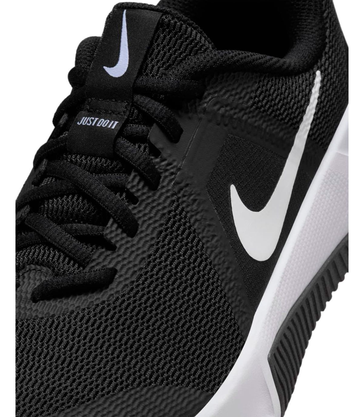 Nike MC Trainer 3 | Estabilidad base plana y refuerzo lateral