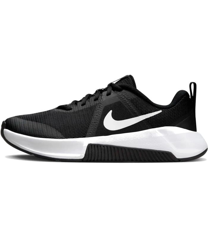 Nike MC Trainer 3 | Estabilidad base plana y refuerzo lateral