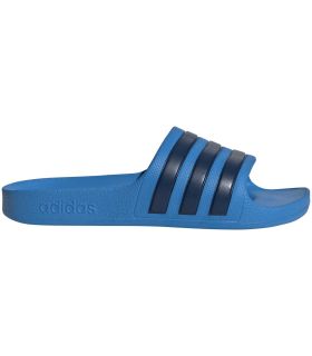 Chanclas Adidas Adilette Aqua Junior azul con tecnología Cloudfoam y secado rápido para piscina.