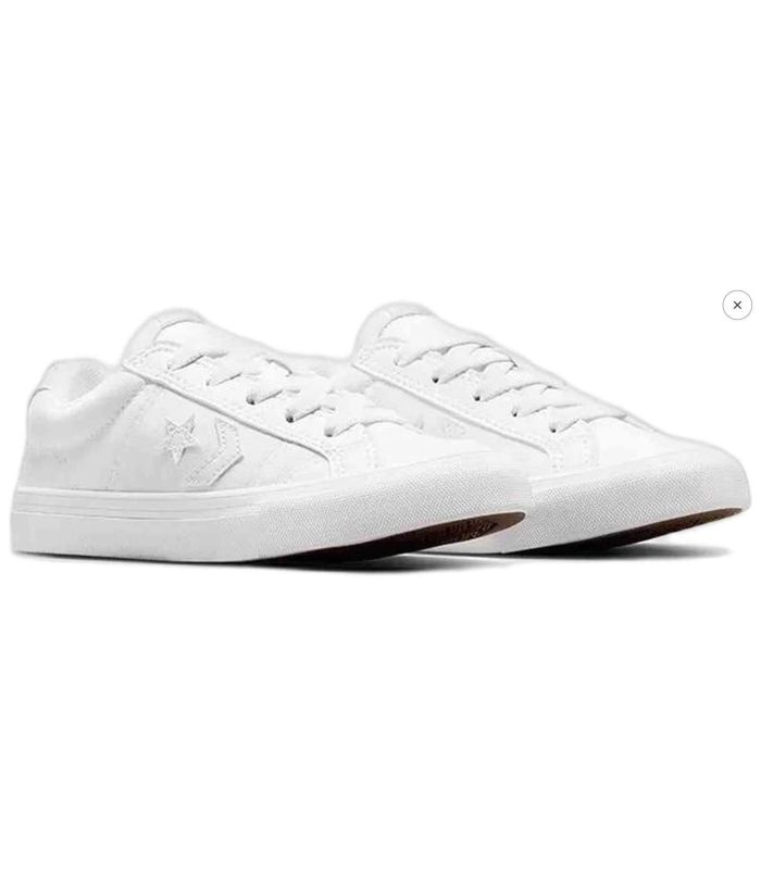 Zapatillas Converse A12626C Junior color blanco con suela de caucho vulcanizado.