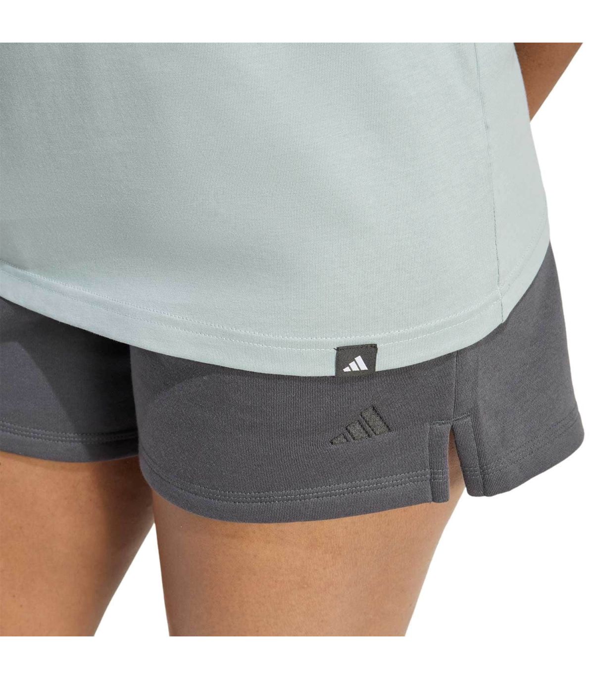 Adidas Camiseta Soft Side Mujer | Estampado floral margaritas y tejido menta