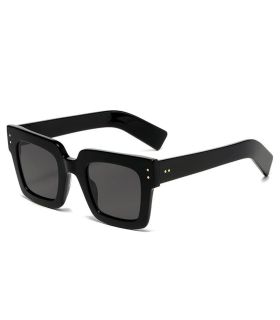 Gafas de sol polarizadas Ocean New Era 12 negras para mujer con lentes antirreflejos.