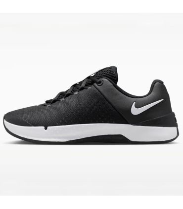 Zapatillas Nike MC Trainer 4 de entrenamiento para mujer en gimnasio y fitness