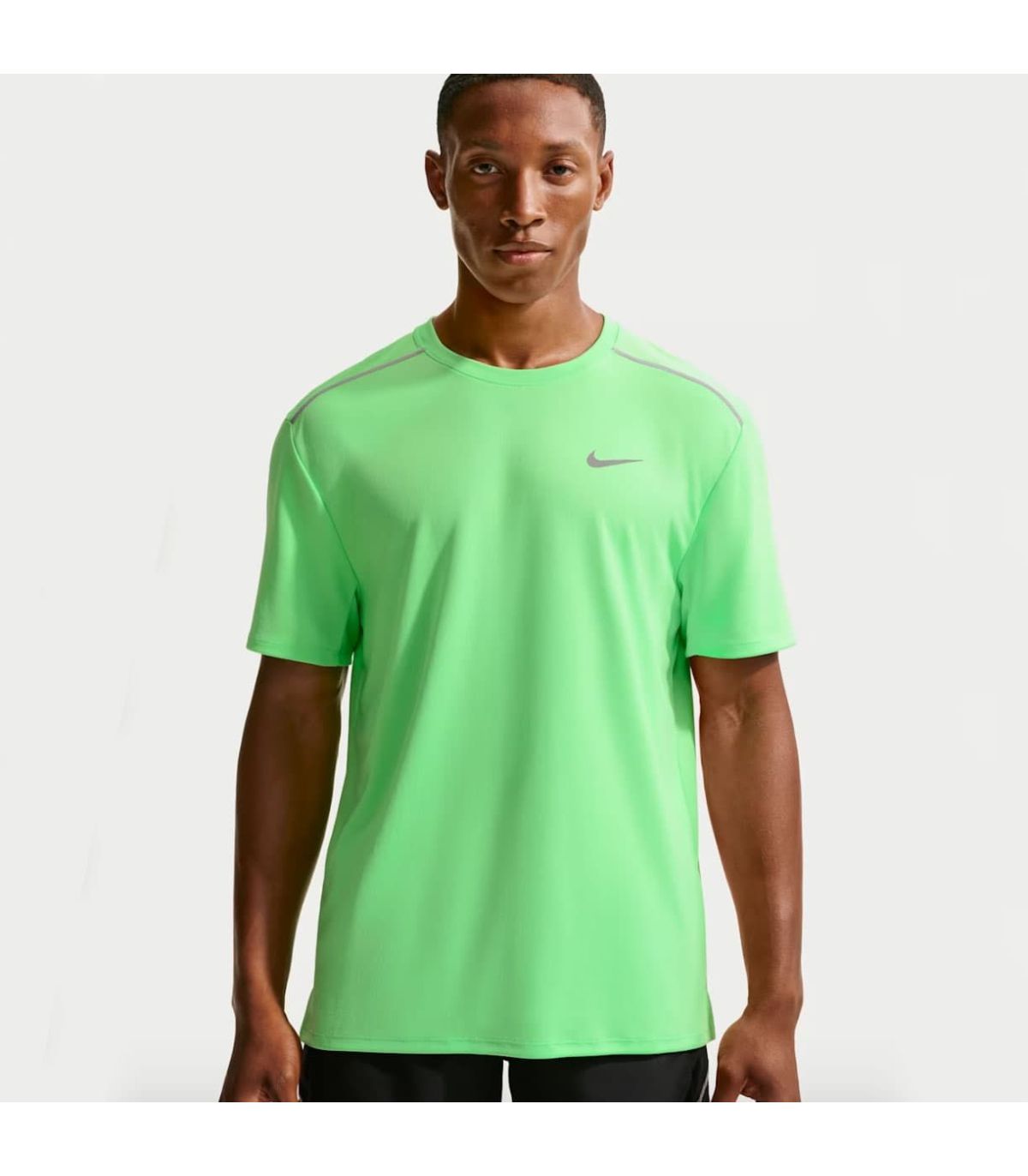 Camiseta técnica de running Nike Dri-FIT Miller color verde lima